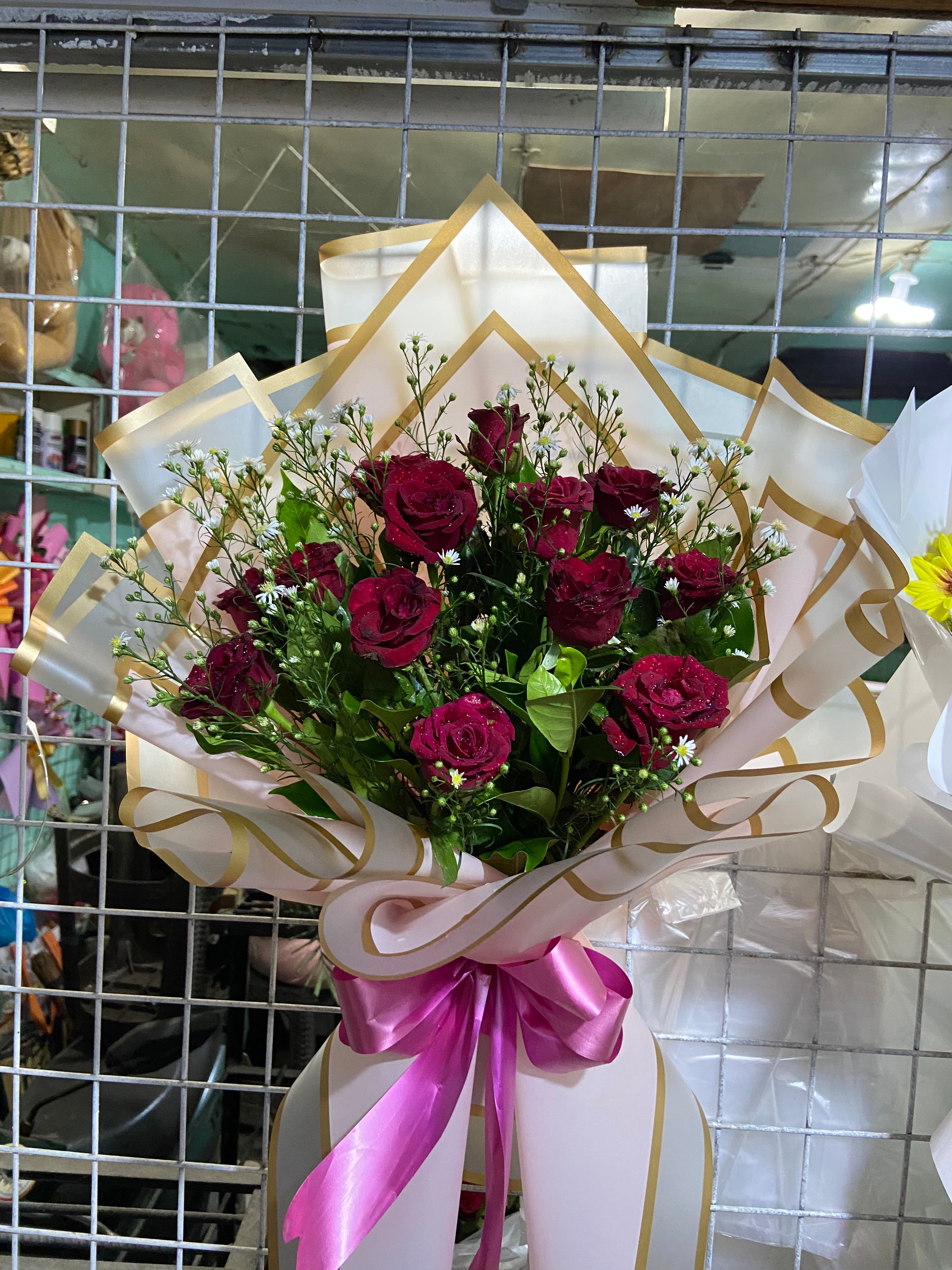 Crimson Royale 🌹- 12 Premium Roses